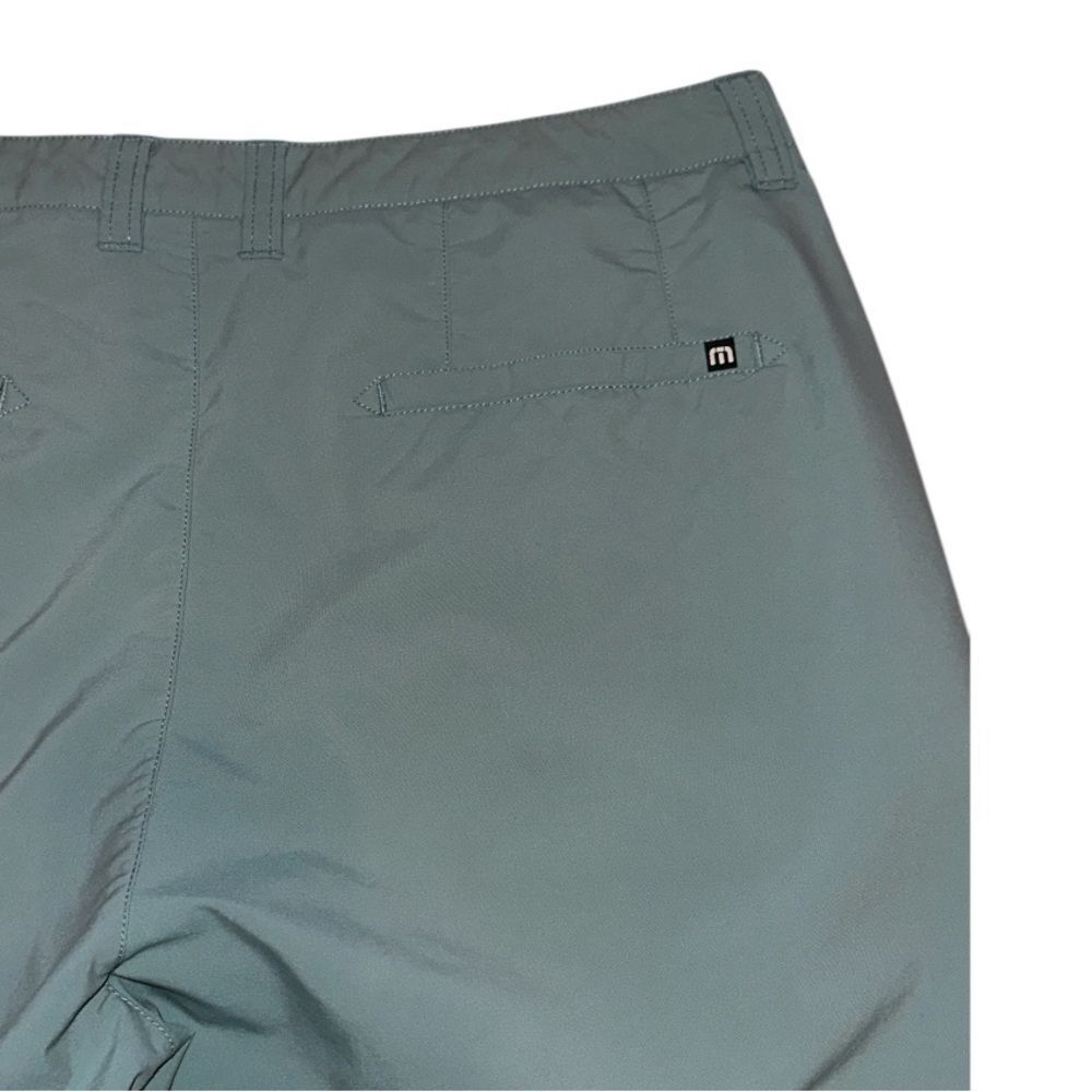 Travis Matthew 9” Men’s Shorts - image 6